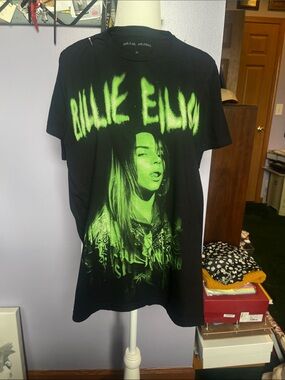 Billie Eilish band tee